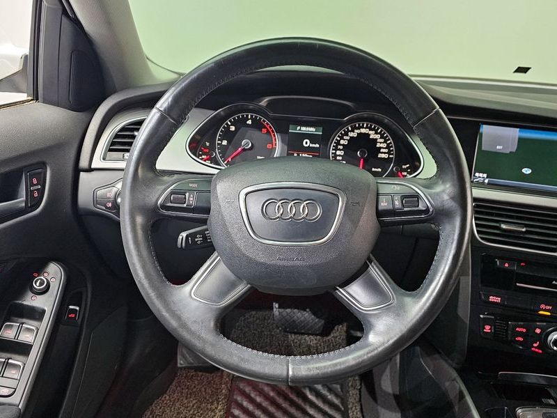 2013 Audi A4 2.0 TDI Quattro Dynamic B8 photo 12