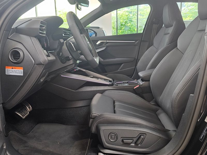 2026 Audi A3 40 TFSI Premium photo 12