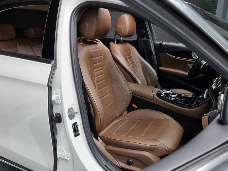 2018 Mercedes-Benz E-Class E220d 4MATIC Avantgarde photo 12