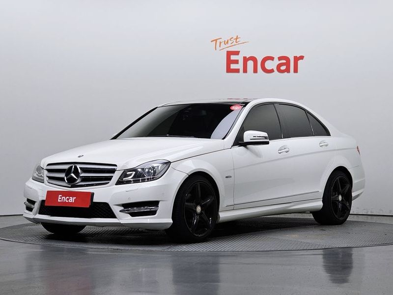 2012 Mercedes-Benz C-Class C200 CGI AVANTGARDE photo 1