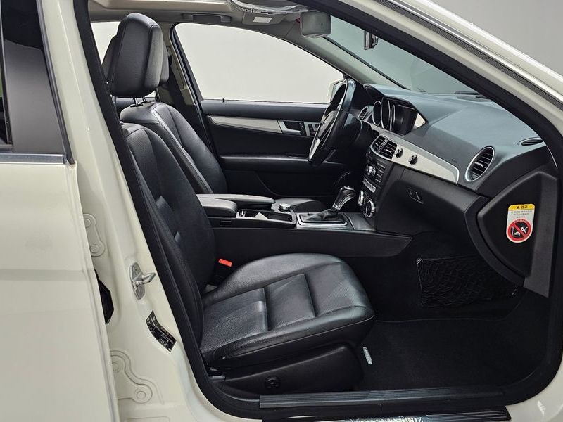 2012 Mercedes-Benz C-Class C200 CGI AVANTGARDE photo 10