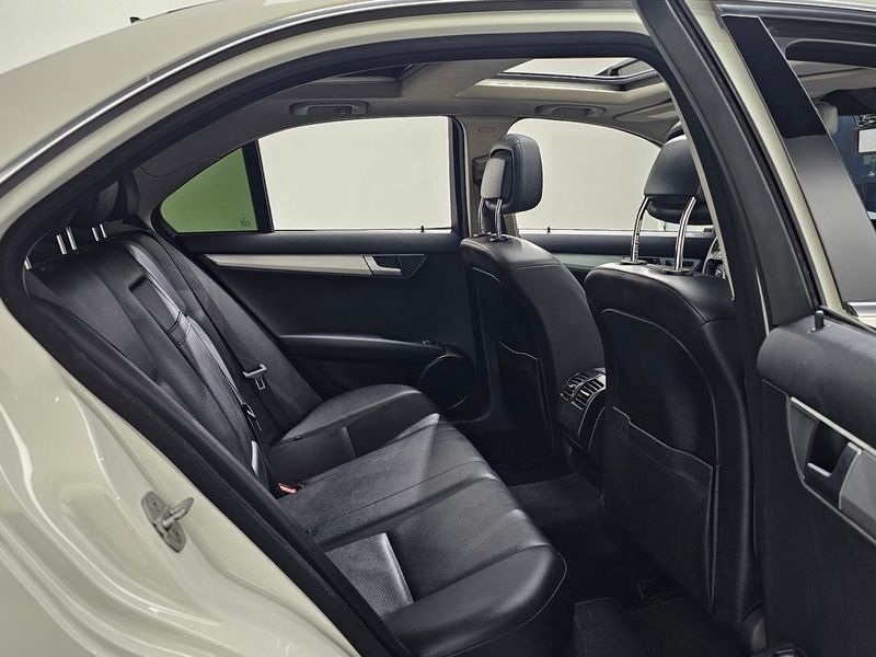2012 Mercedes-Benz C-Class C200 CGI AVANTGARDE photo 12