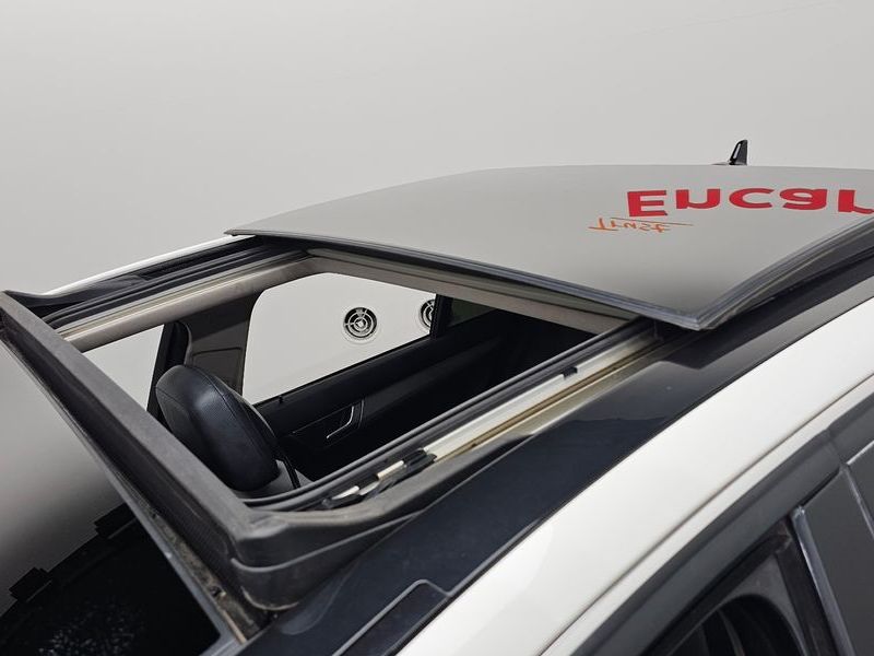 2012 Mercedes-Benz C-Class C200 CGI AVANTGARDE photo 19