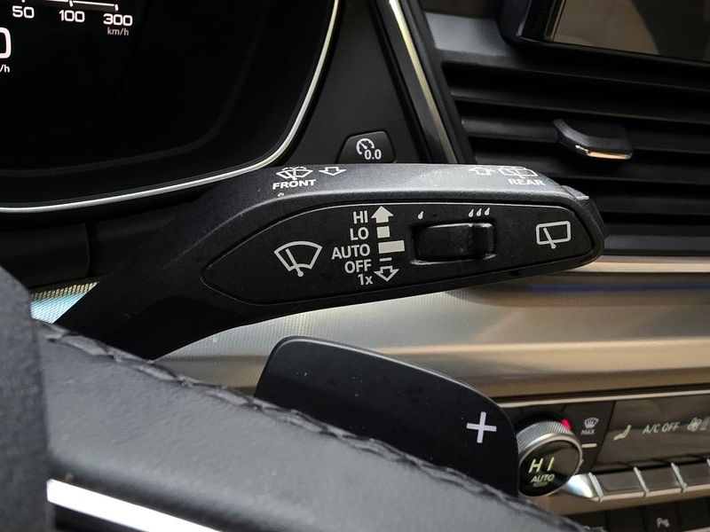 2022 Audi Q5 45 TFSI Quattro photo 17