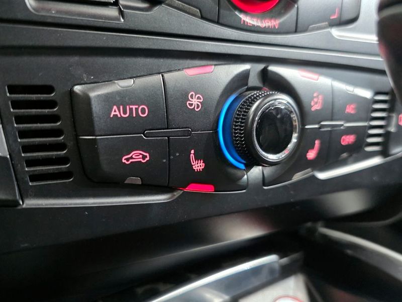2012 Audi A4 2.0 TDI B8 photo 16