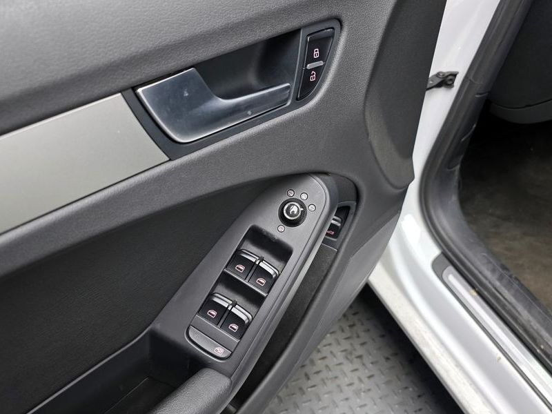 2012 Audi A4 2.0 TDI B8 photo 18