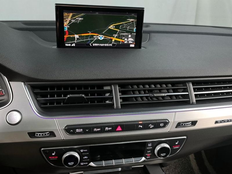2019 Audi Q7 45 TFSI Quattro photo 14