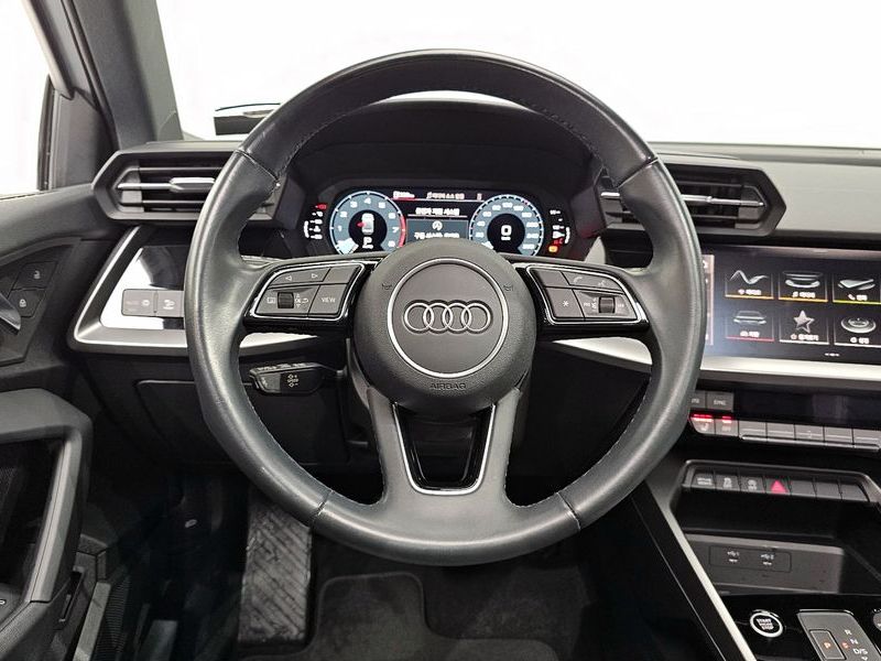 2024 Audi A3 40 TFSI photo 13