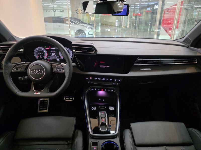 2026 Audi A3 40 TFSI Premium photo 7