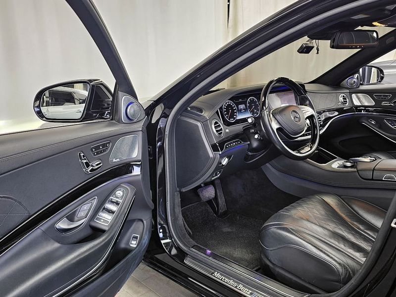 2015 Mercedes-Benz S-Class S600L photo 10