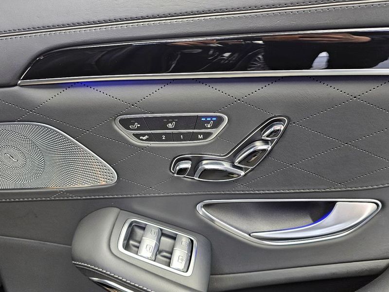 2015 Mercedes-Benz S-Class S600L photo 17