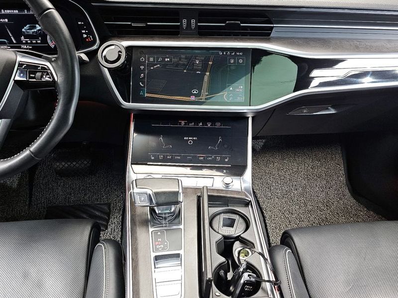 2020 Audi A7 50 TDI Quattrp Premium photo 13