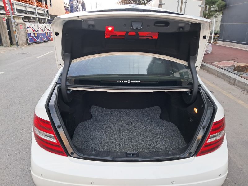 2014 Mercedes-Benz C-Class C220 CDI photo 13