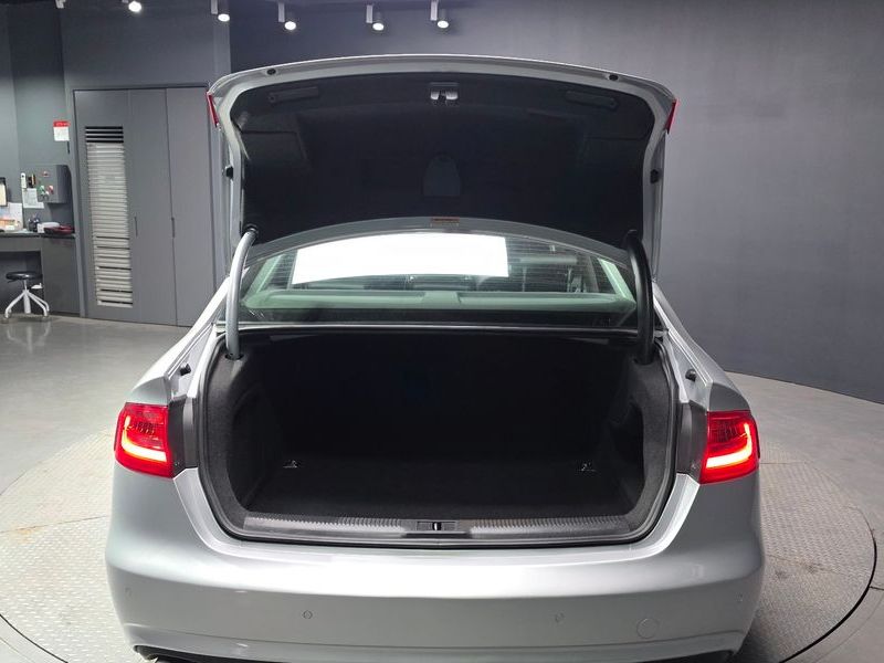2014 Audi A4 2.0 TDI dynamic B8 photo 20
