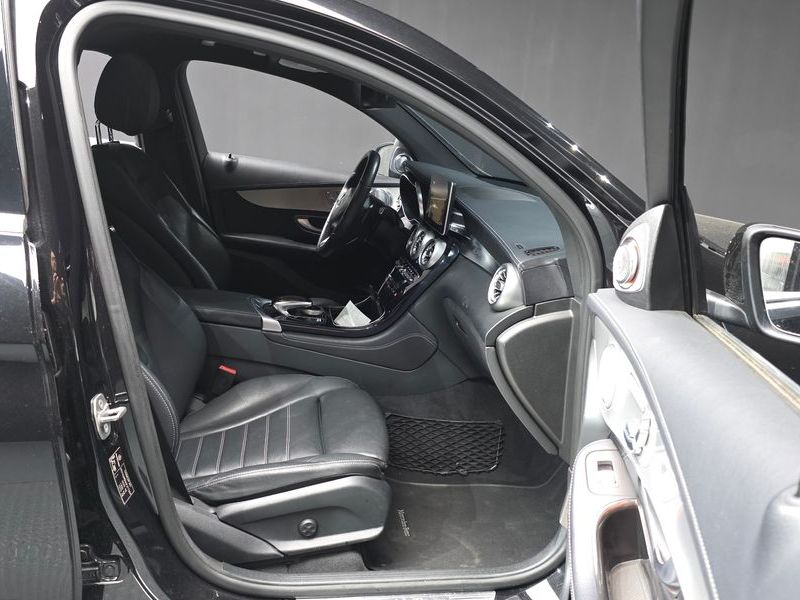2017 Mercedes-Benz C-Class GLC220 d 4MATIC Premium Coupe photo 11