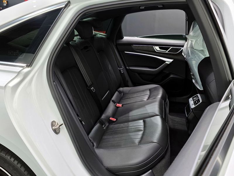 2021 Audi A6 45 TFSI Premium photo 11
