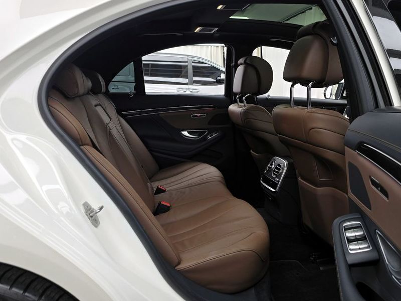 2020 Mercedes-Benz S-Class S350 d 4MATIC AMG Line photo 12