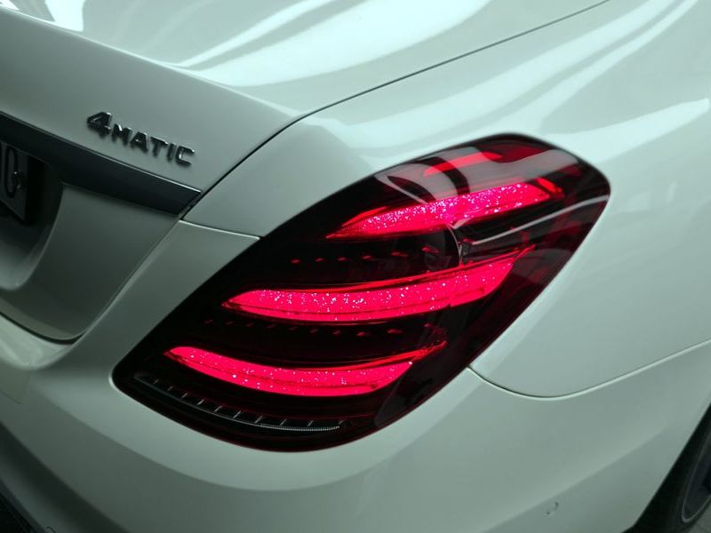 2020 Mercedes-Benz S-Class S350 d 4MATIC AMG Line photo 23