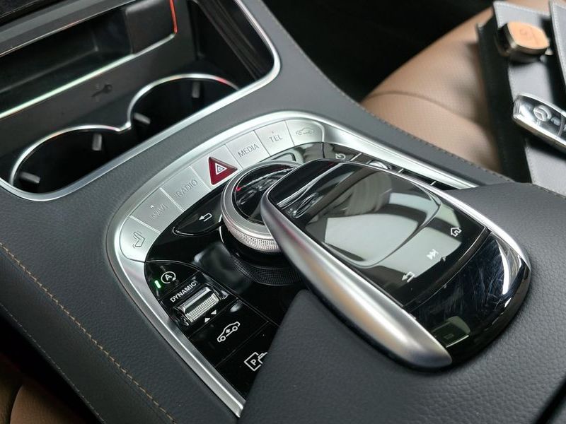 2020 Mercedes-Benz S-Class S350 d 4MATIC AMG Line photo 30