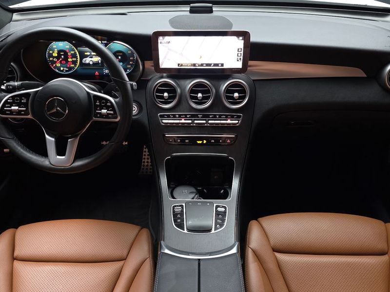 2021 Mercedes-Benz C-Class GLC300e 4MATIC Coupe photo 7