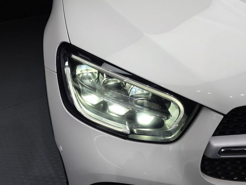 2021 Mercedes-Benz C-Class GLC300e 4MATIC Coupe photo 22
