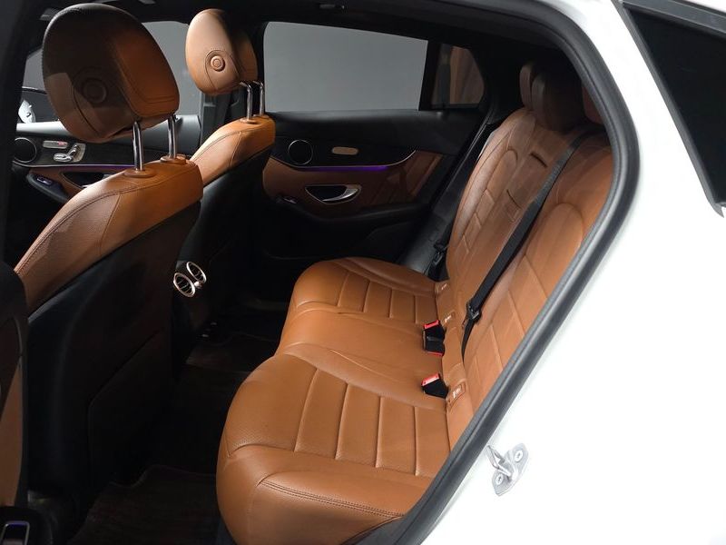 2021 Mercedes-Benz C-Class GLC300e 4MATIC Coupe photo 26