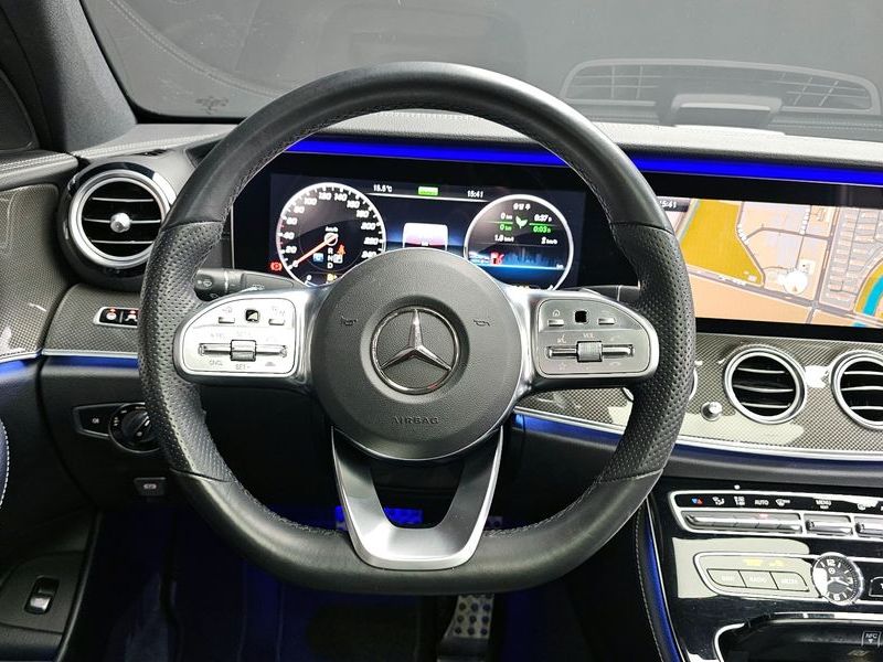 2020 Mercedes-Benz E-Class E350 4MATIC AMG Line photo 13