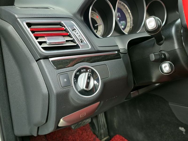2014 Mercedes-Benz E-Class E200 Coupe photo 17