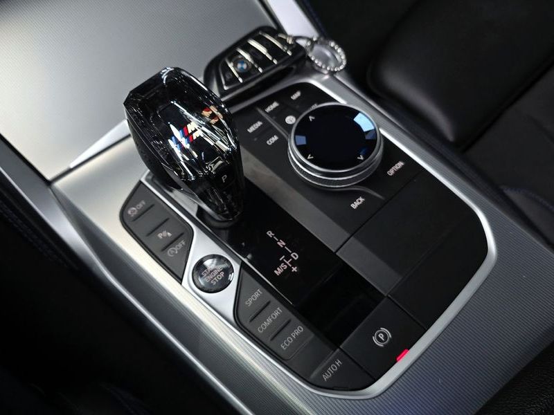 2022 BMW 4 Series 420i M Sport Coupe photo 9