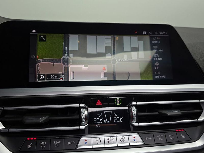 2022 BMW 4 Series 420i M Sport Coupe photo 16