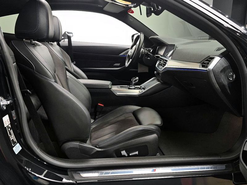 2022 BMW 4 Series 420i M Sport Coupe photo 26
