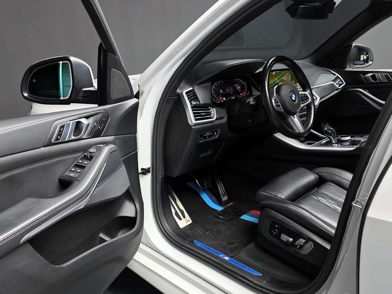 2022 BMW X5 xDrive 40i M Sport photo 10