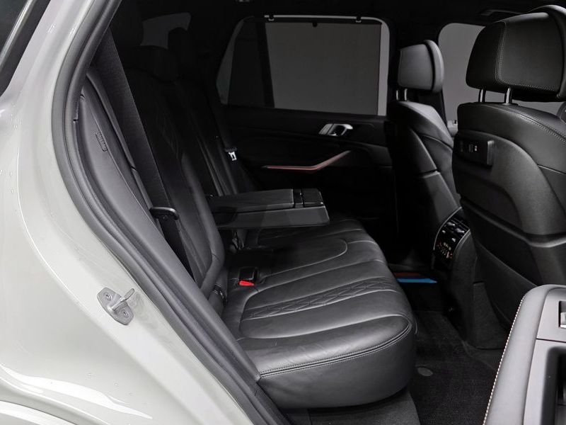 2022 BMW X5 xDrive 40i M Sport photo 12