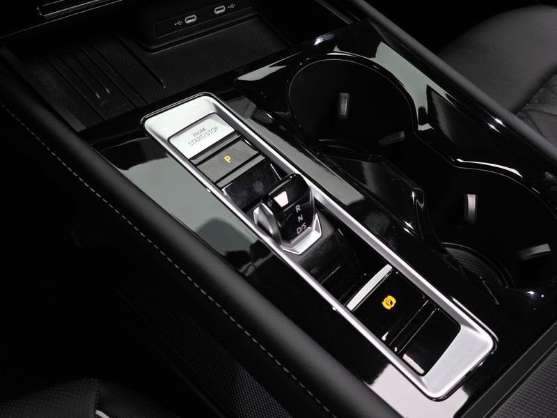 2025 Volkswagen 아틀라스 2.0 TSI R-LINE 6-Seater photo 9