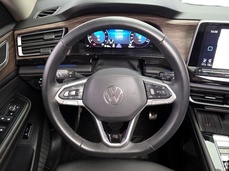 2025 Volkswagen 아틀라스 2.0 TSI R-LINE 6-Seater photo 13