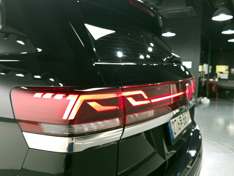 2025 Volkswagen 아틀라스 2.0 TSI R-LINE 6-Seater photo 23