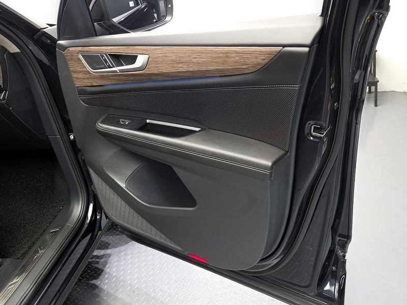 2025 Volkswagen 아틀라스 2.0 TSI R-LINE 6-Seater photo 24