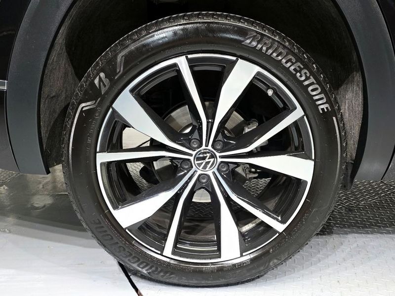 2025 Volkswagen 아틀라스 2.0 TSI R-LINE 6-Seater photo 29