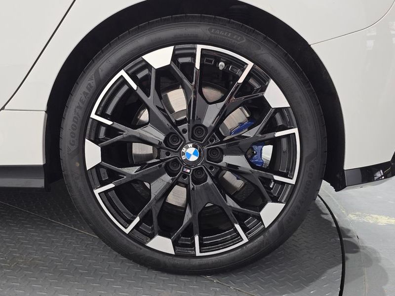 2025 BMW 1시리즈 M135 xDrive photo 21