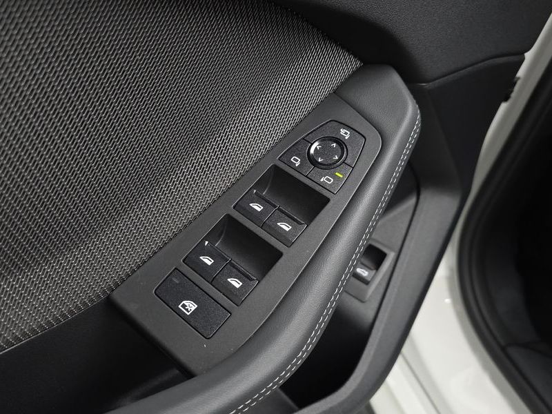 2025 BMW 1시리즈 M135 xDrive photo 28