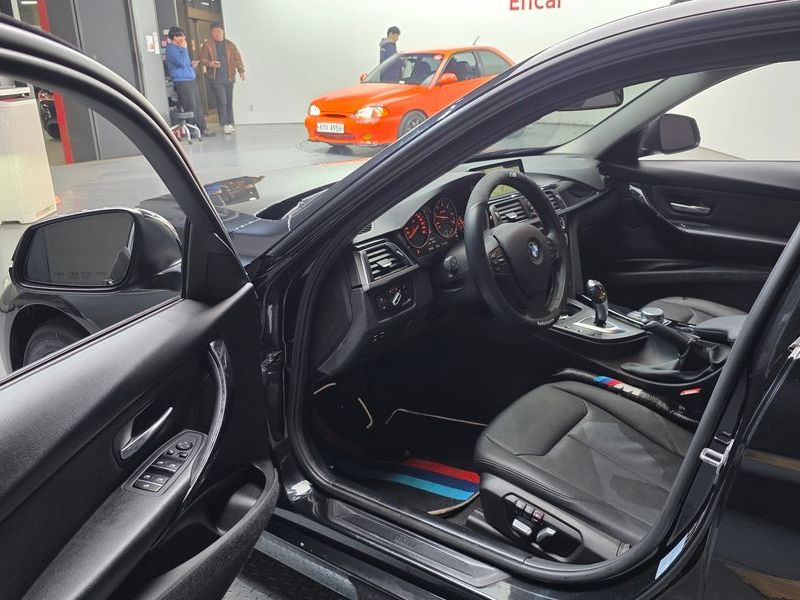 2018 BMW 3 Series 320d photo 10