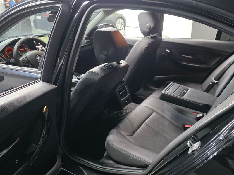 2018 BMW 3 Series 320d photo 11