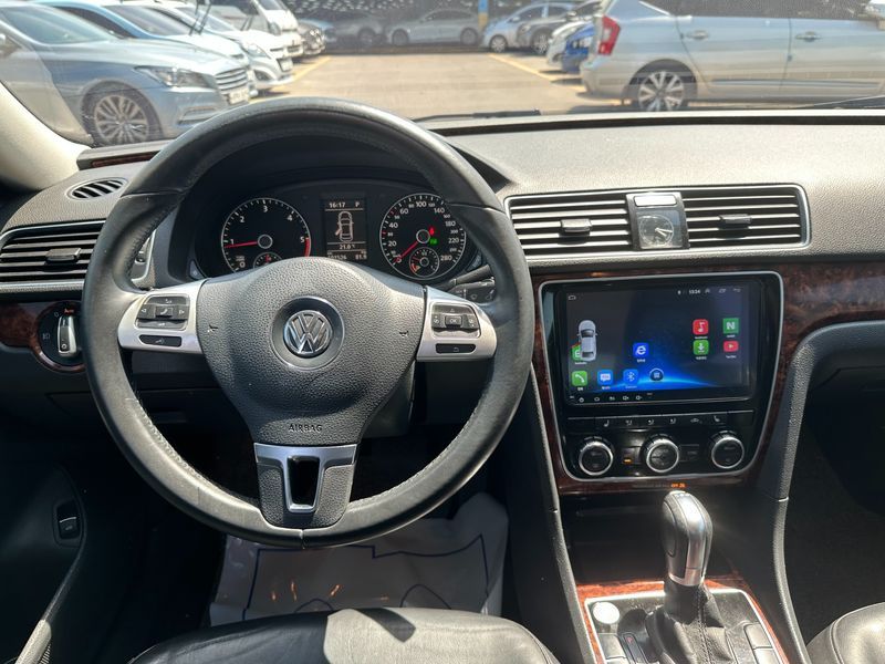 2012 Volkswagen Passat 2.0 TDI B7 photo 13