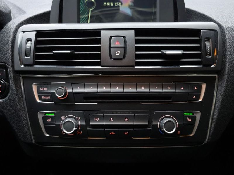 2014 BMW 1시리즈 118d Urban Pack1 5Dr photo 16