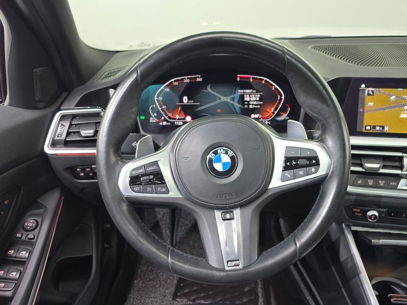 2019 BMW 3 Series 320d M Sport photo 13