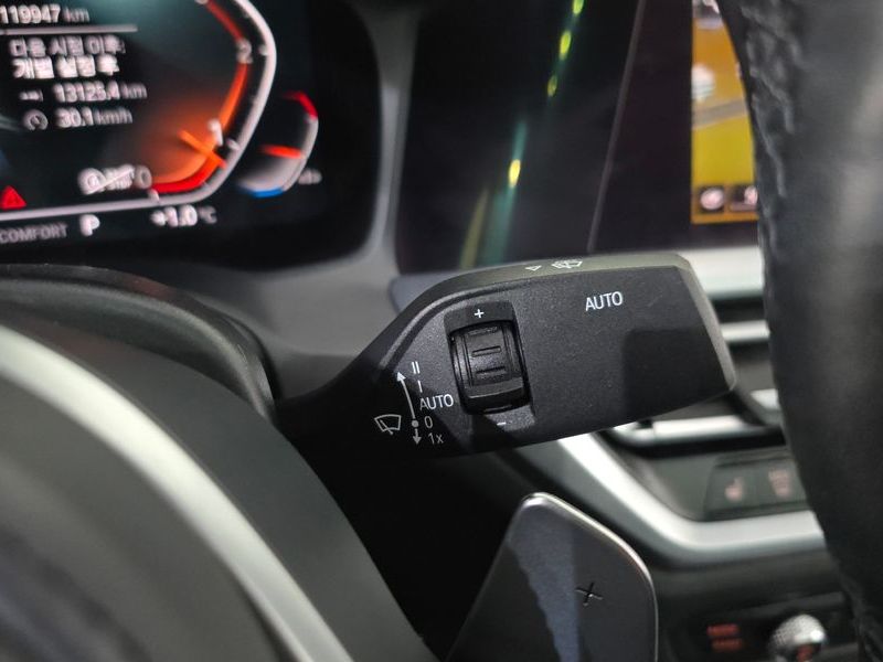 2019 BMW 3 Series 320d M Sport photo 18