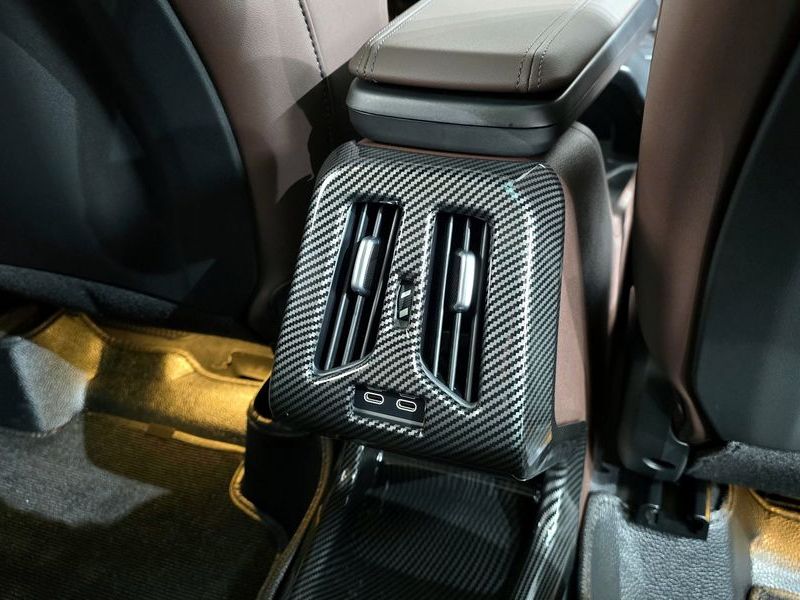2025 BMW 2시리즈 액티브 투어러 220i Luxury photo 29