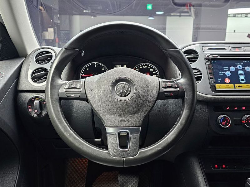 2016 Volkswagen Tiguan 2.0 TDI Comfort 5N photo 13
