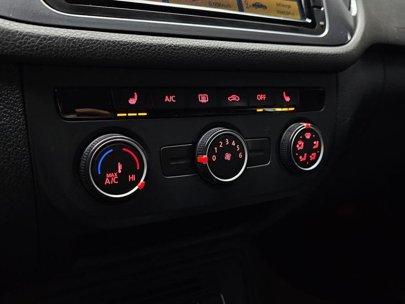 2016 Volkswagen Tiguan 2.0 TDI Comfort 5N photo 17