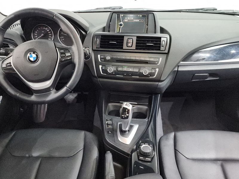 2014 BMW 1시리즈 118d Urban 5Dr photo 7